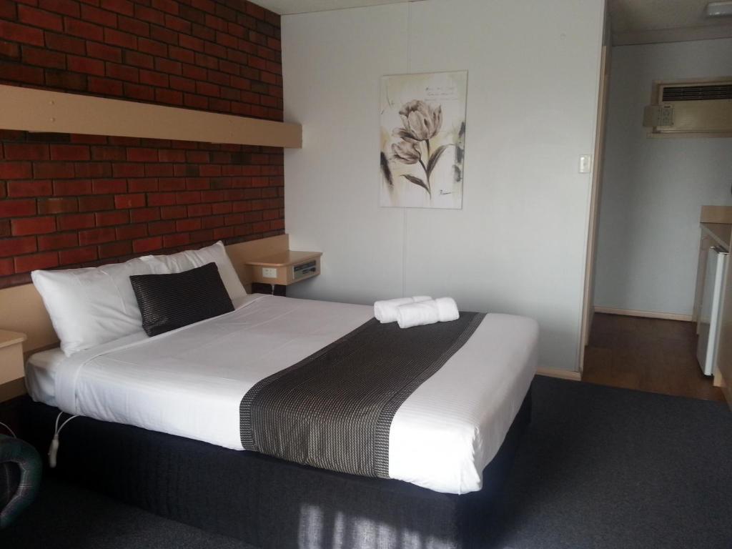 Big Valley Lakeside Paradise Motor Inn Shepparton Ruang foto
